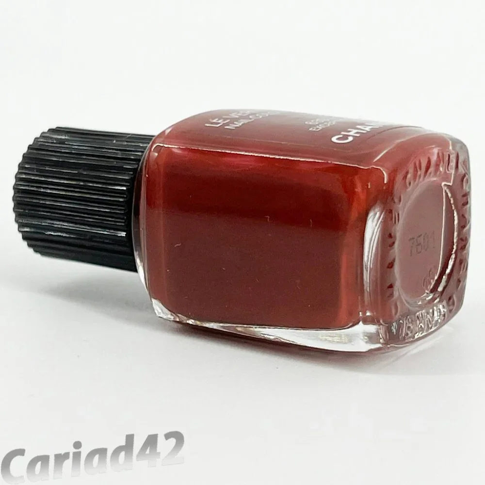 CHANEL color 639